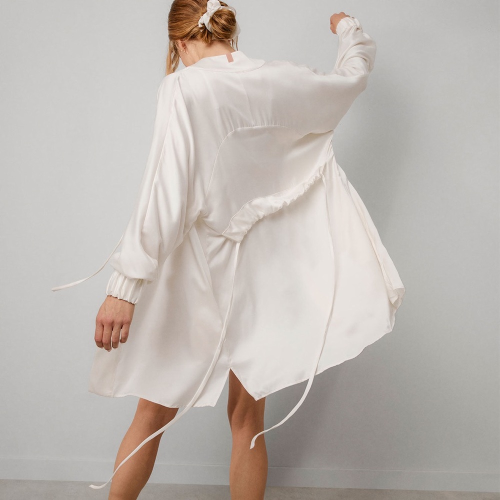 LUNYA Washable Silk Robe - Picture 2 of 4